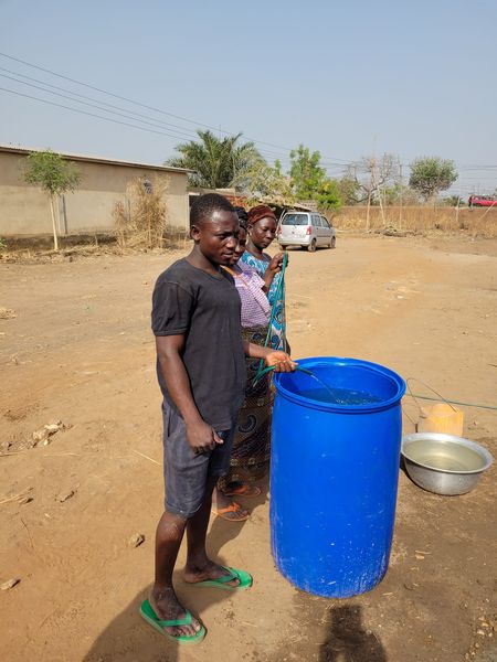 Togo Wasserbehlter 68.jpg